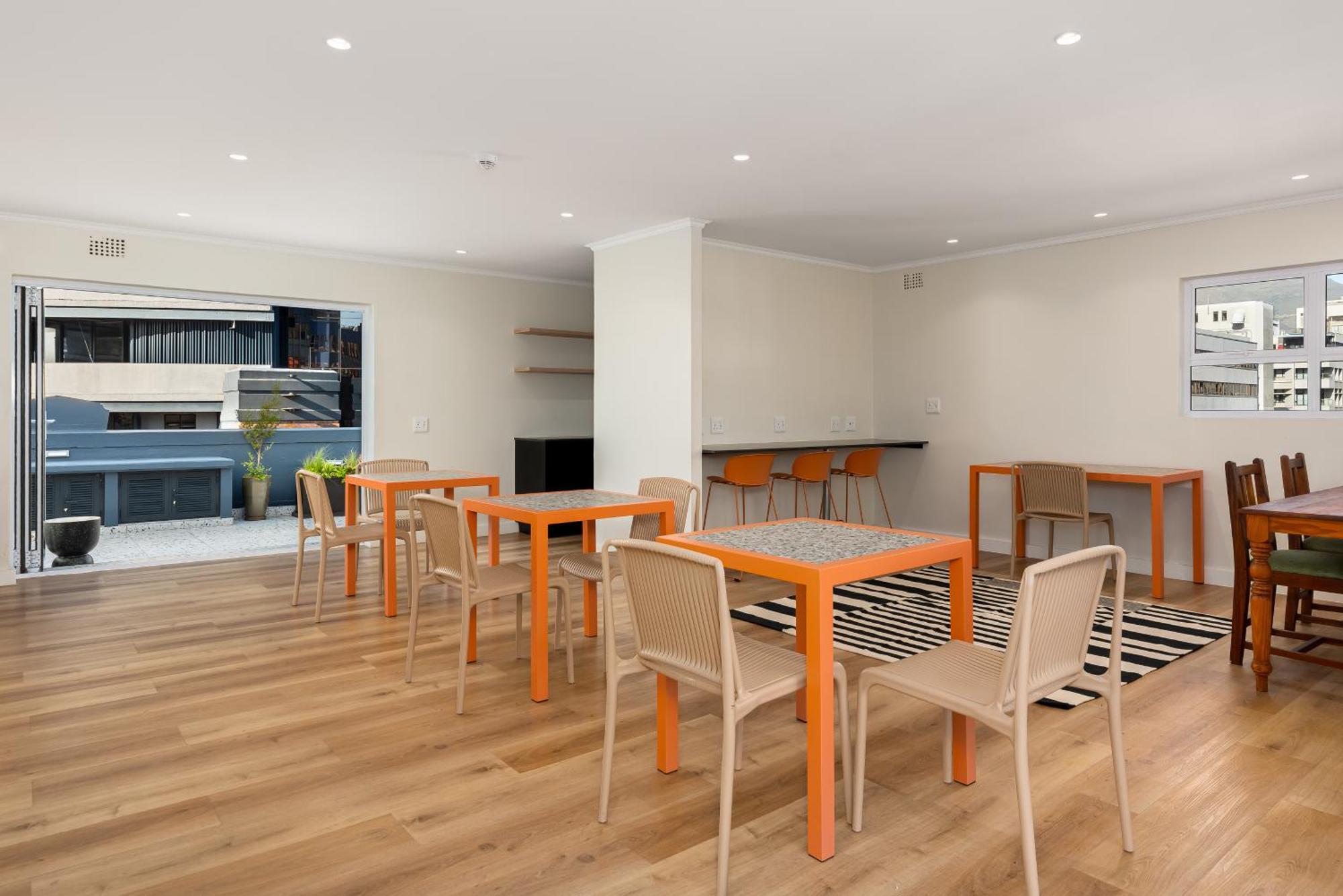 The Carrington Aparthotel By Totalstay Cape Town Exterior photo