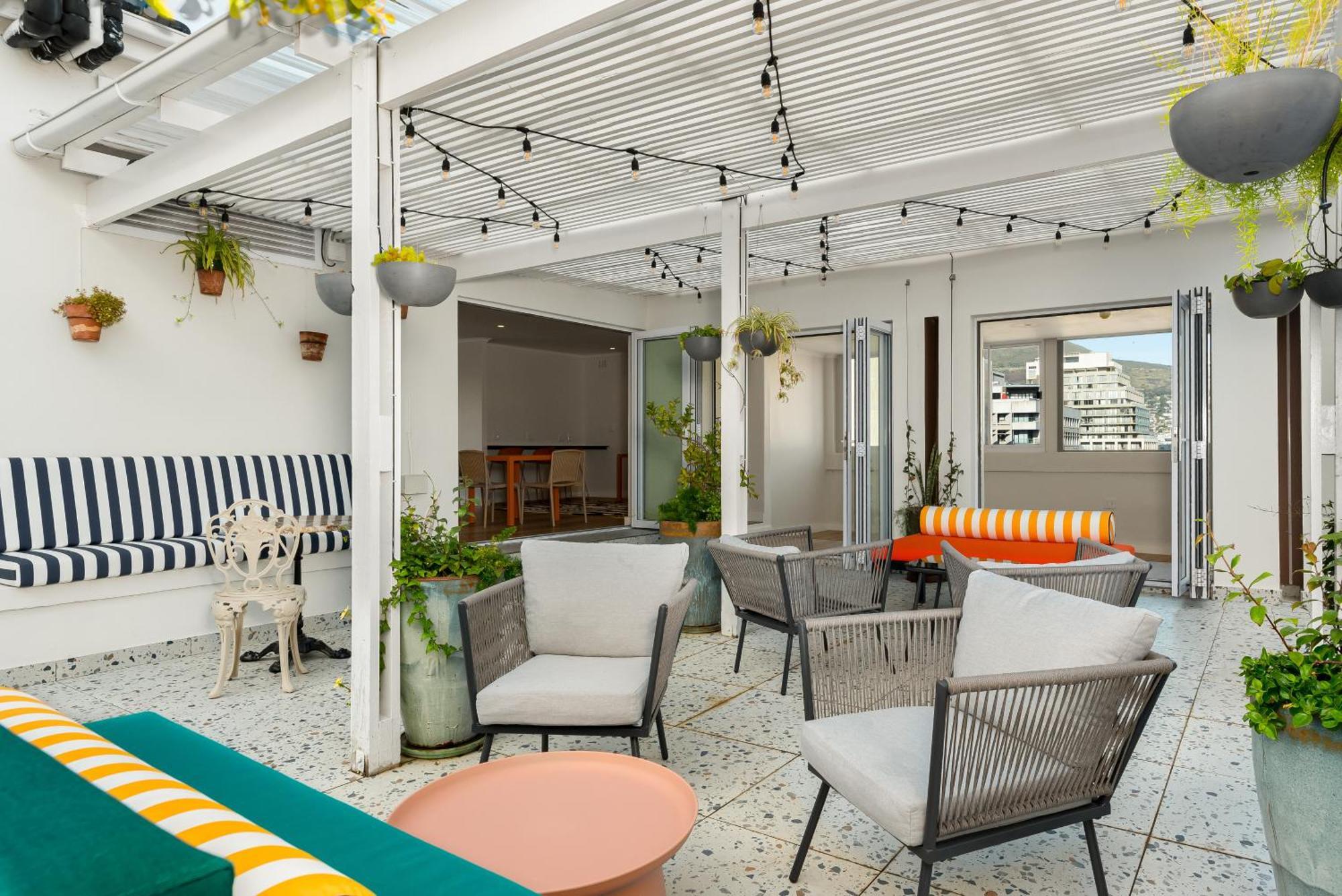 The Carrington Aparthotel By Totalstay Cape Town Exterior photo